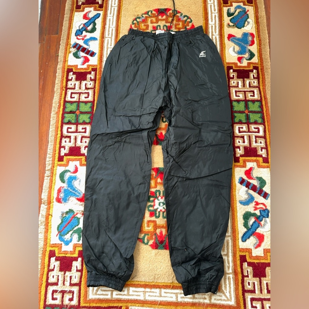 Eastbay Black Lined Parachute Sweatpants Size Large 90s